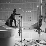 16-Photos-From-Behind-The-Scenes-Of-Famous-Films-1-8×6.jpg