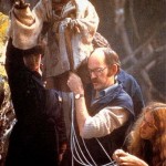 16-Photos-From-Behind-The-Scenes-Of-Famous-Films-11-8×6.jpg