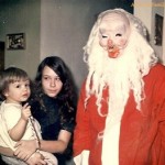 senior-planet-awkward-family-photos-xmas-8×6.jpg