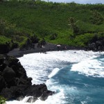 Most-famous-Black-Sand-Beach-at-Waianapanapa-Beach-in-Maui-8×6.jpg